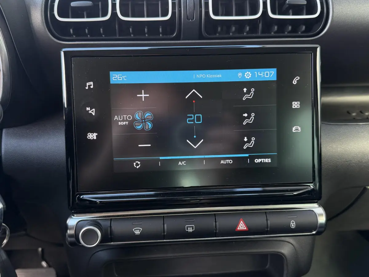 1.2 PureTech Plus 16"/Stoelverwarming/PDC/Apple Carplay & Android Auto/Climate/Cruise