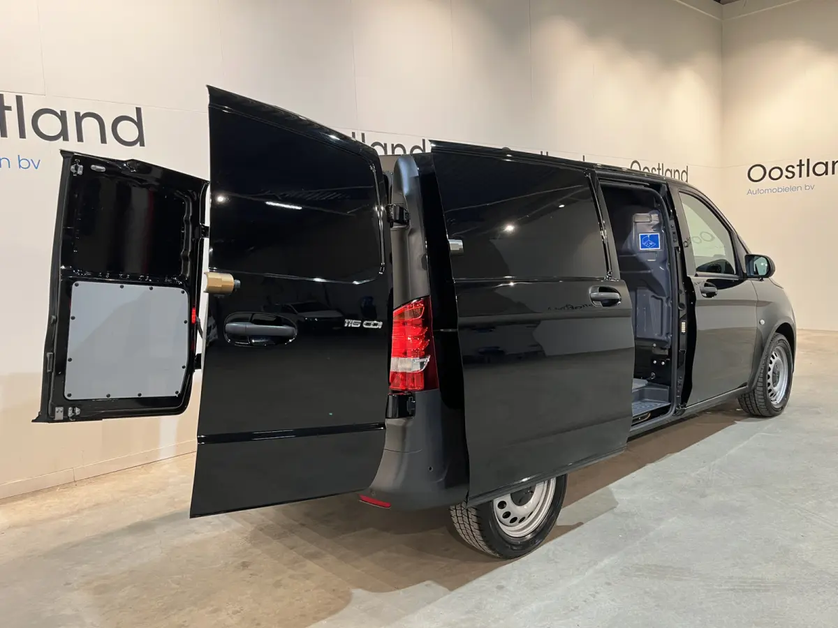 116 CDI L1 RWD / Euro 6 / Airco / CarPlay / Camera / Cruise Control  / 3-Zits