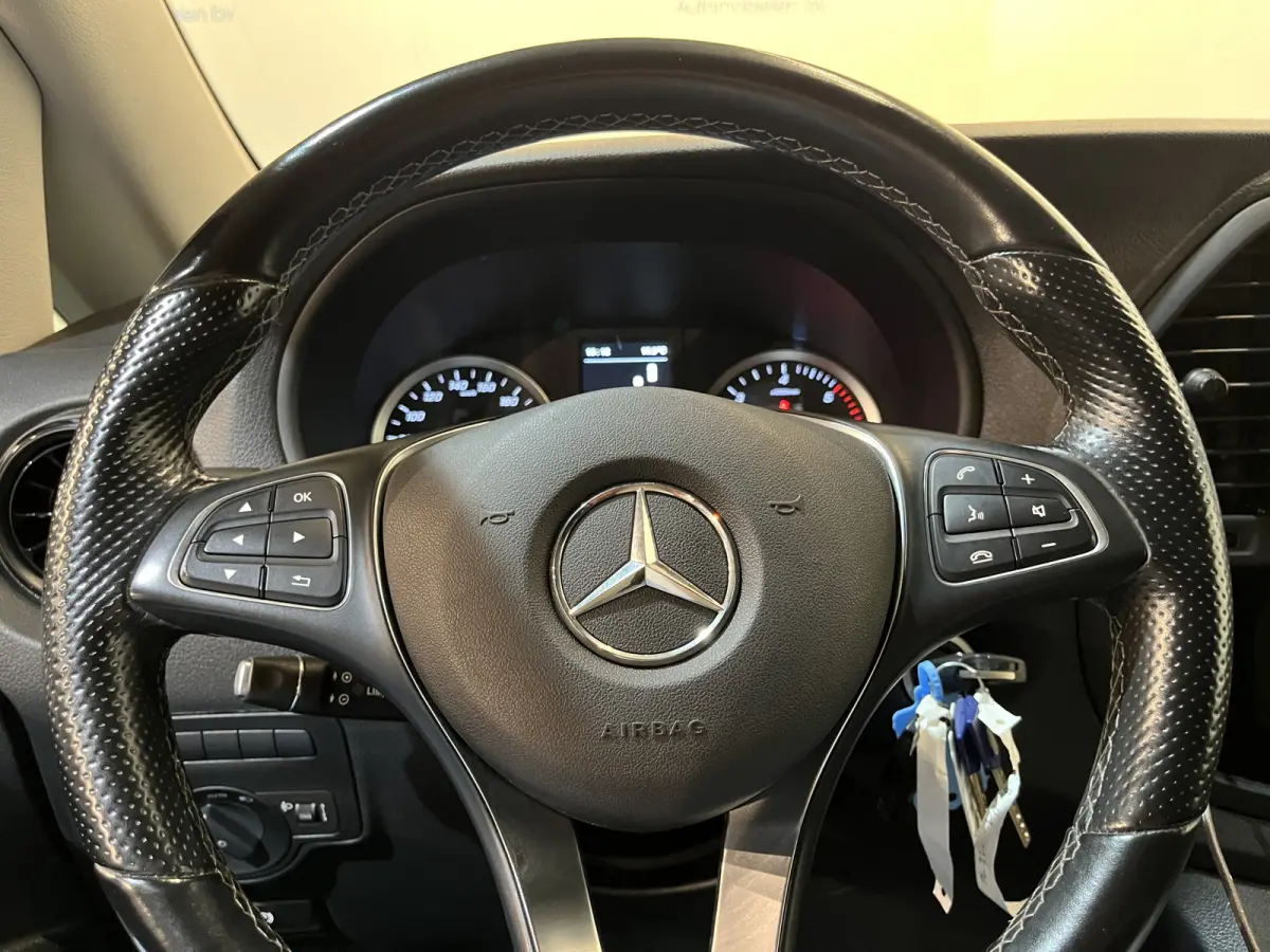116 CDI L1 RWD / Euro 6 / Airco / CarPlay / Camera / Cruise Control  / 3-Zits