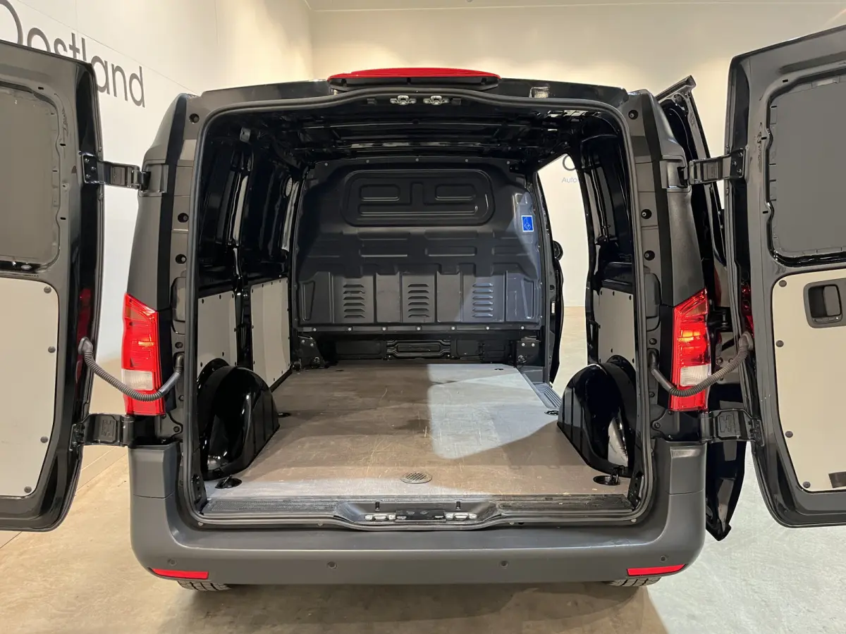116 CDI L1 RWD / Euro 6 / Airco / CarPlay / Camera / Cruise Control  / 3-Zits