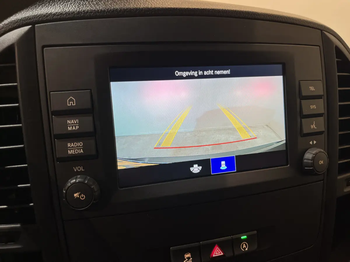 116 CDI L1 RWD / Euro 6 / Airco / CarPlay / Camera / Cruise Control  / 3-Zits