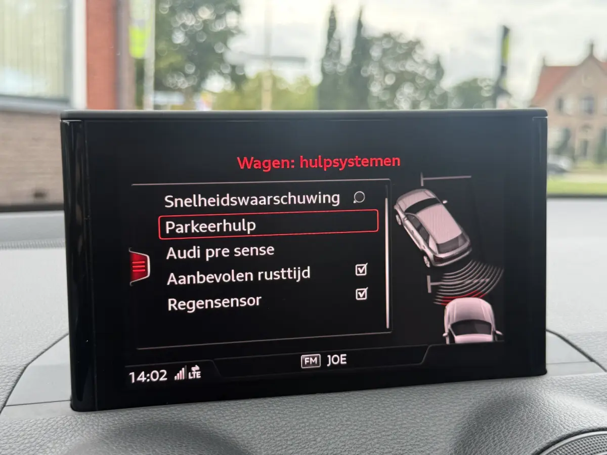 1.0 TFSI Design Pro Line | AUTOMAAT | NAVI | TREKHAAK | CRUISE | ZEER NETJES! |