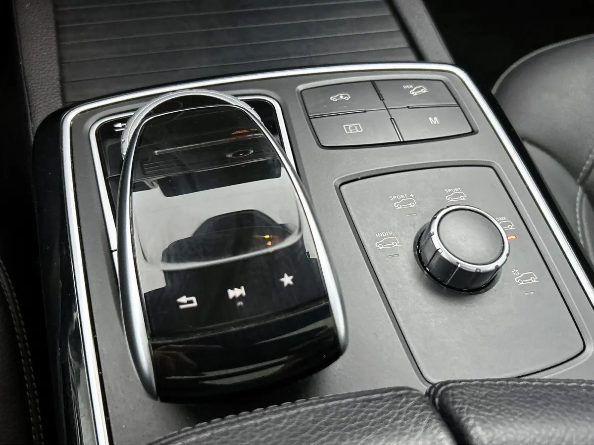 AMG 43 4MATIC | Panoramadak | Achteruitrijcamera | Parkeersensoren | Luchtvering | Trekhaak |