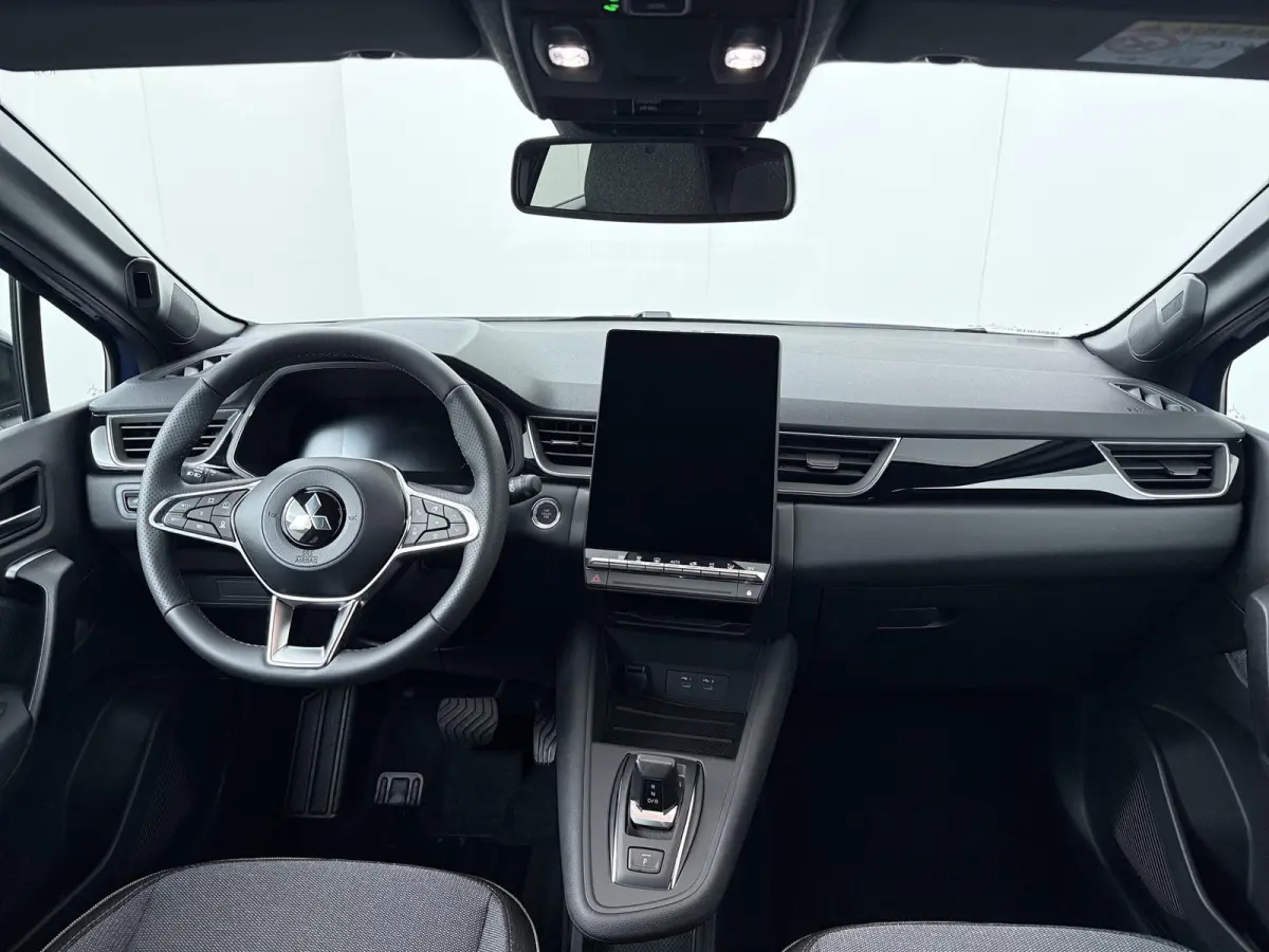 1.8 HEV AT Intense+ | €2.000 voorraadvoordeel | Keyless entry en go | Stoelverwarming | Adaptieve Cruise Control | Parkeersensoren rondom |