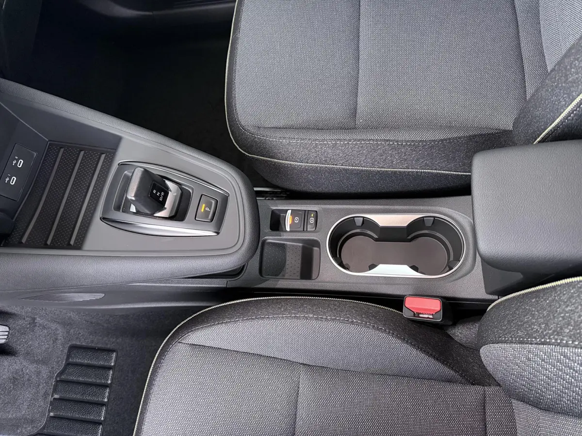1.8 HEV AT Intense+ | €2.000 voorraadvoordeel | Keyless entry en go | Stoelverwarming | Adaptieve Cruise Control | Parkeersensoren rondom |