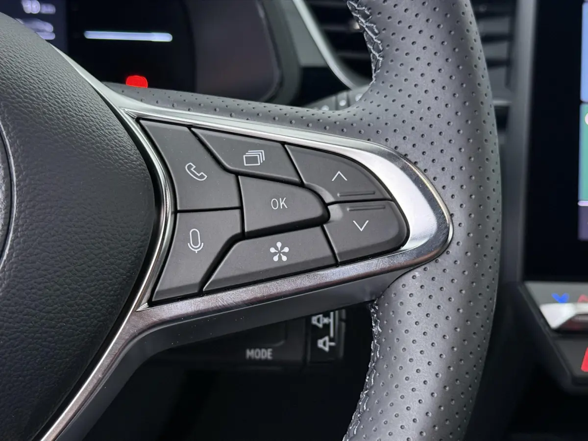 1.8 HEV AT Intense+ | €2.000 voorraadvoordeel | Keyless entry en go | Stoelverwarming | Adaptieve Cruise Control | Parkeersensoren rondom |