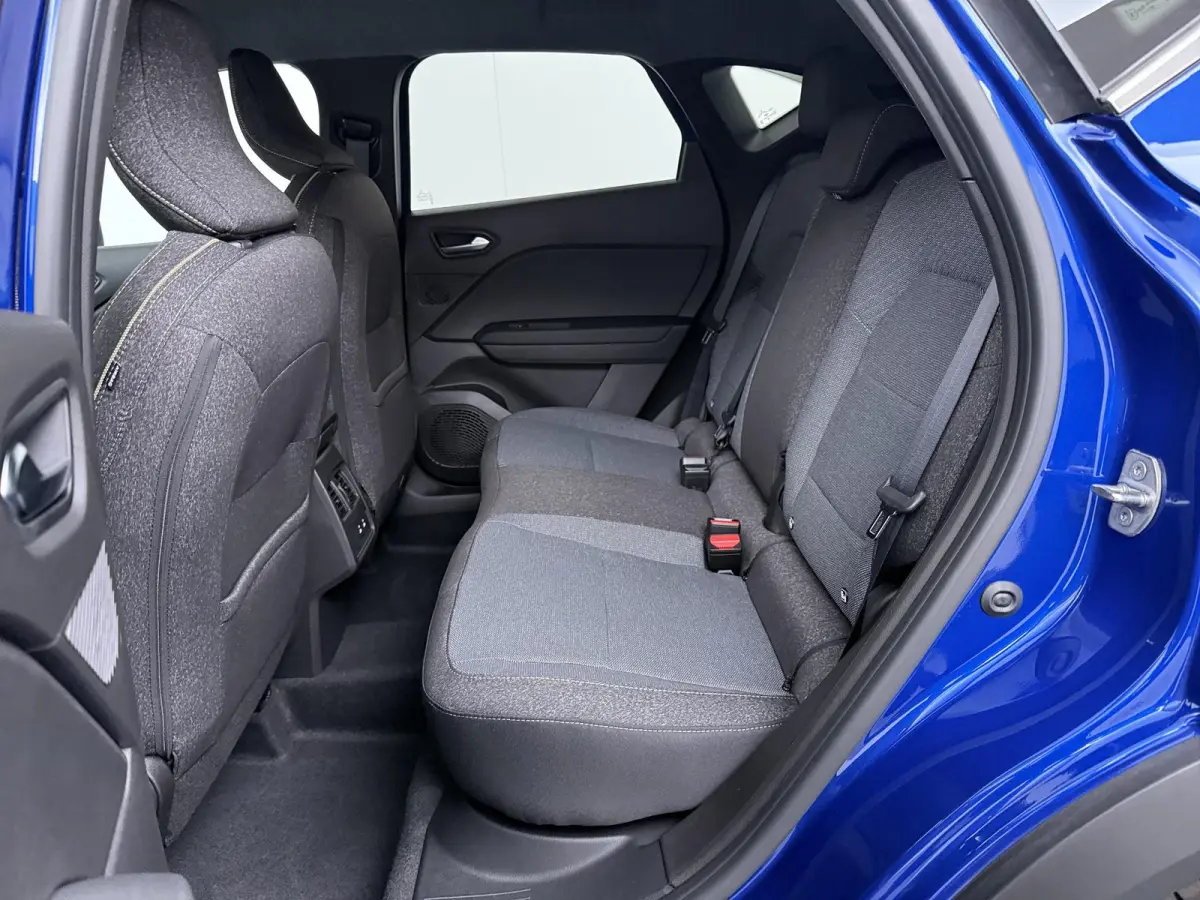1.8 HEV AT Intense+ | €2.000 voorraadvoordeel | Keyless entry en go | Stoelverwarming | Adaptieve Cruise Control | Parkeersensoren rondom |
