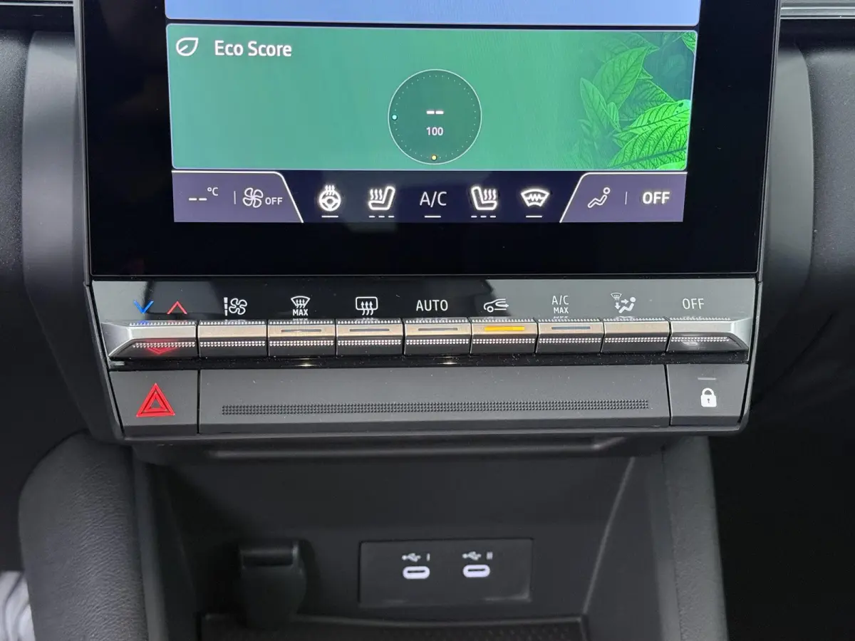 1.8 HEV AT Intense+ | €2.000 voorraadvoordeel | Keyless entry en go | Stoelverwarming | Adaptieve Cruise Control | Parkeersensoren rondom |