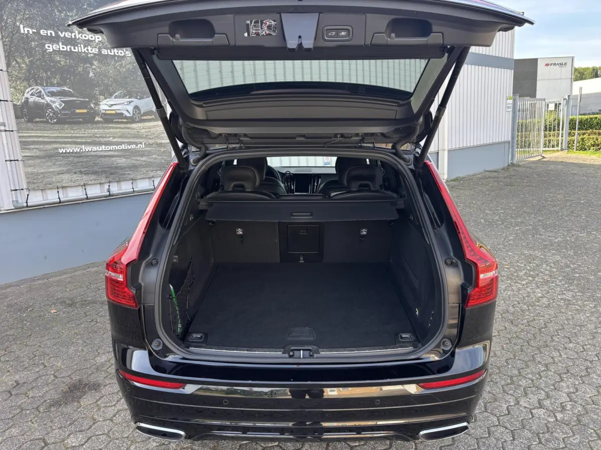 2.0 T4 Inscription R-Design | Harman & Kardon | Trekhaak | Camera