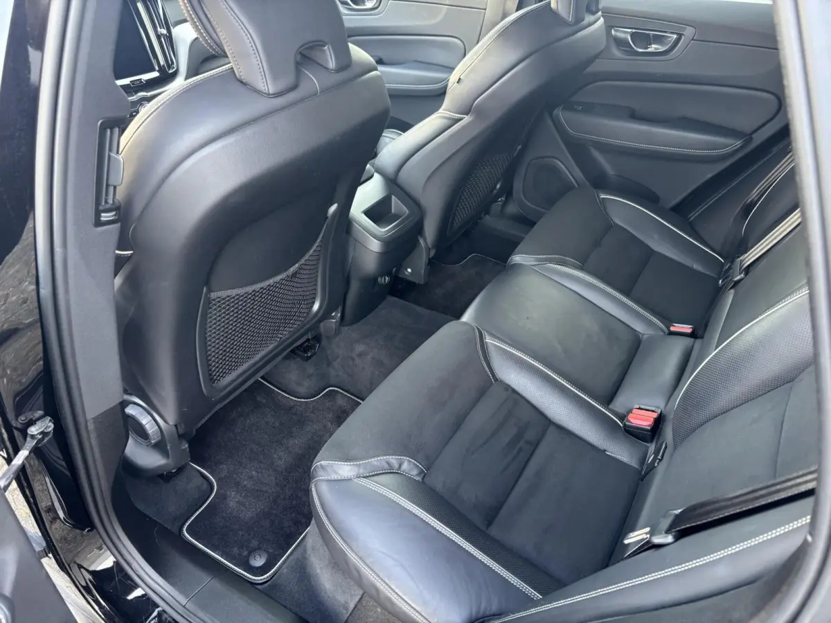 2.0 T4 Inscription R-Design | Harman & Kardon | Trekhaak | Camera