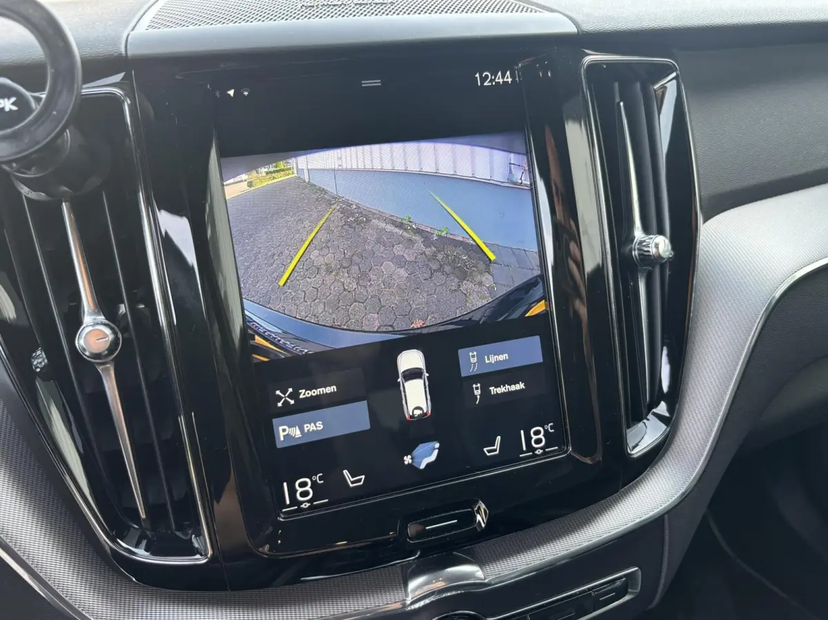 2.0 T4 Inscription R-Design | Harman & Kardon | Trekhaak | Camera