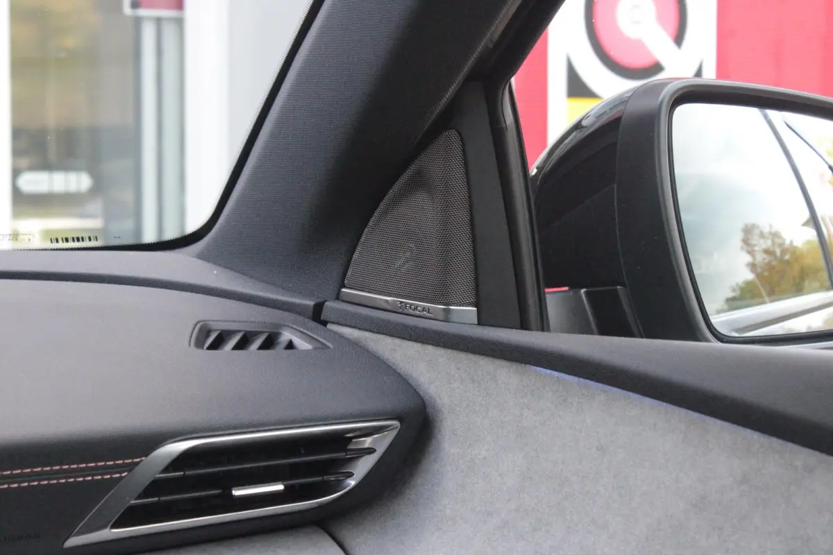 1.6 HYbrid 225PK GT PACK BUSINESS BLACK PACK | AFNEEMBARE TREKHAAK | ADAPTIVE CRUISE CONTROL | ELEKLTRISCH VERSTELBARE BESTUUDERSSTOEL MET GEHEUGENFUNCTIE | MASSAGE FUNCTIE OP BEIDE VOORSTOE