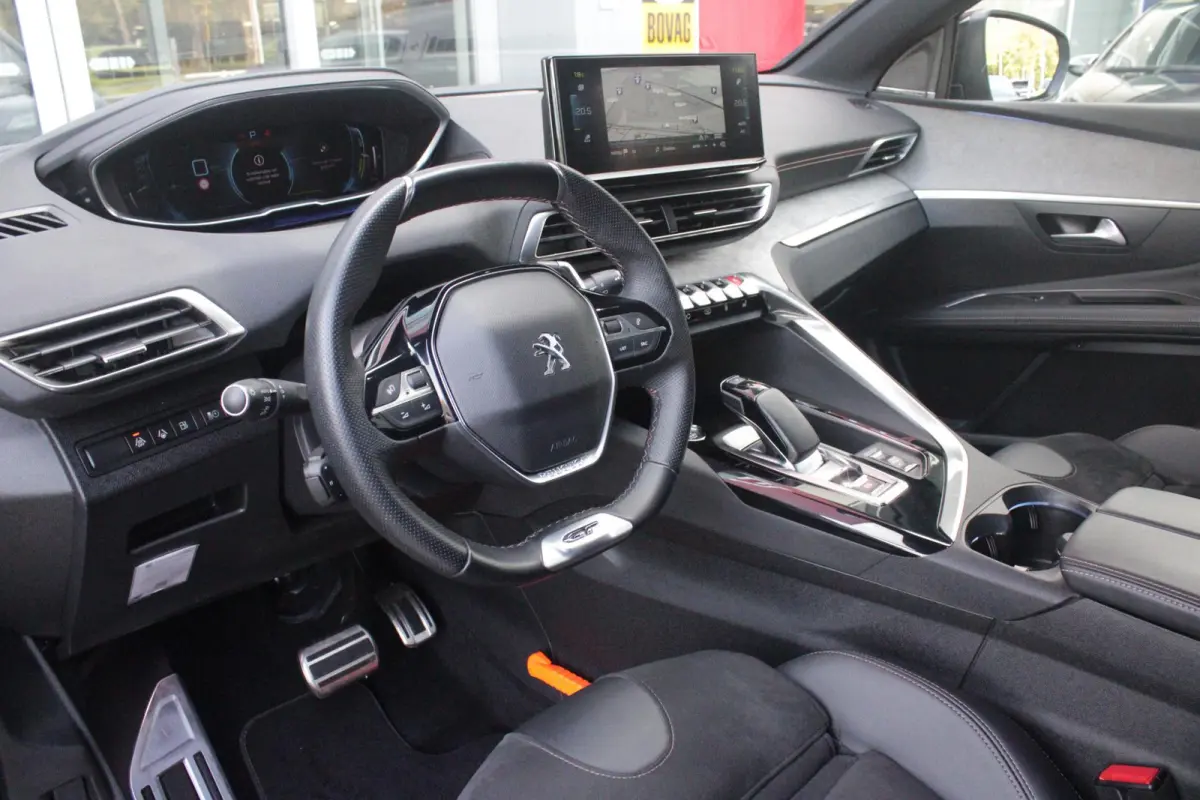 1.6 HYbrid 225PK GT PACK BUSINESS BLACK PACK | AFNEEMBARE TREKHAAK | ADAPTIVE CRUISE CONTROL | ELEKLTRISCH VERSTELBARE BESTUUDERSSTOEL MET GEHEUGENFUNCTIE | MASSAGE FUNCTIE OP BEIDE VOORSTOE