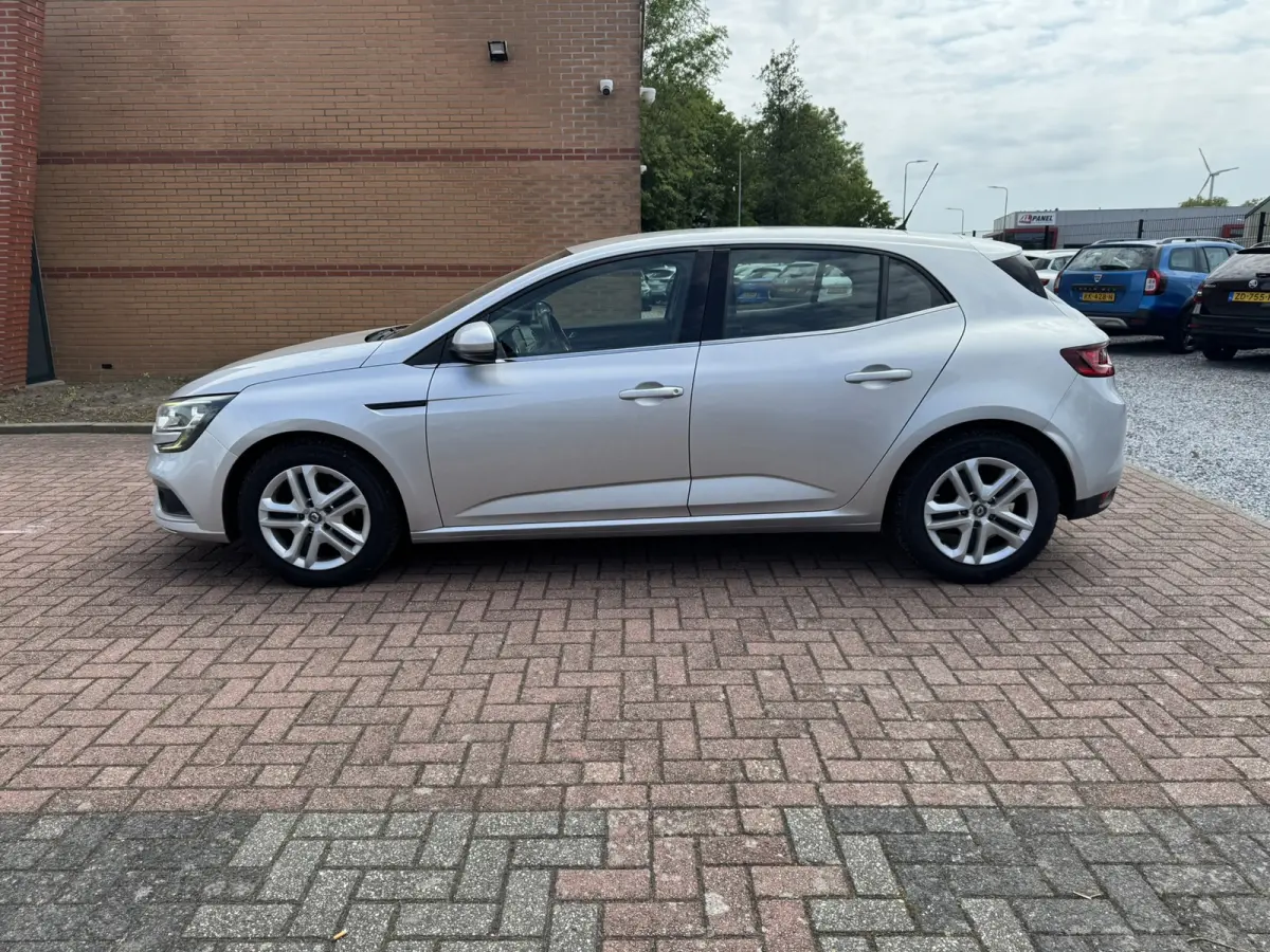 1.5 Blue dCi Zen, PDC, Marge, Apple Carplay, Euro 6,