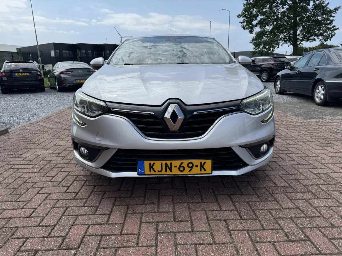 1.5 Blue dCi Zen, PDC, Marge, Apple Carplay, Euro 6,