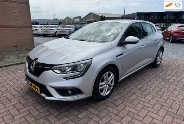 1.5 Blue dCi Zen, PDC, Marge, Apple Carplay, Euro 6,