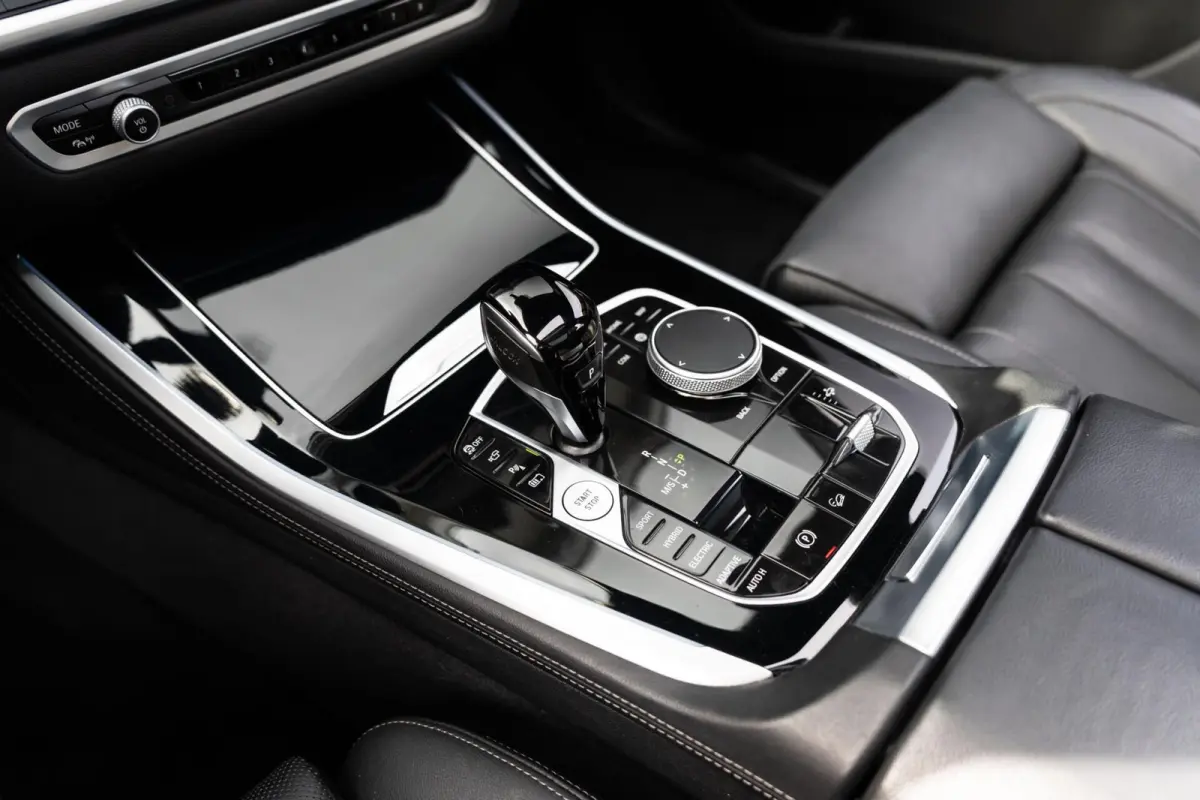xDrive45e High Exe Laser H&K Trekhaak Ventilatie