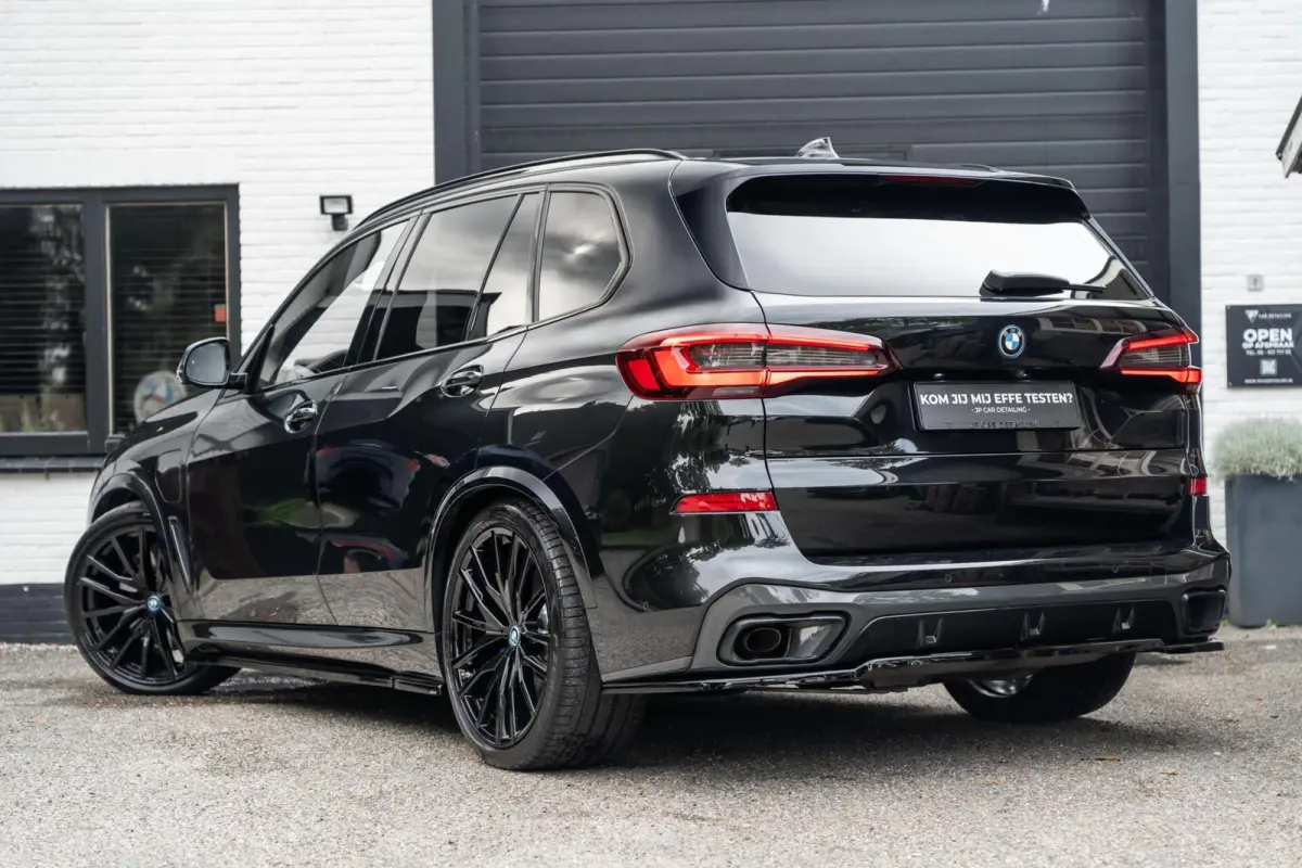 xDrive45e High Exe Laser H&K Trekhaak Ventilatie