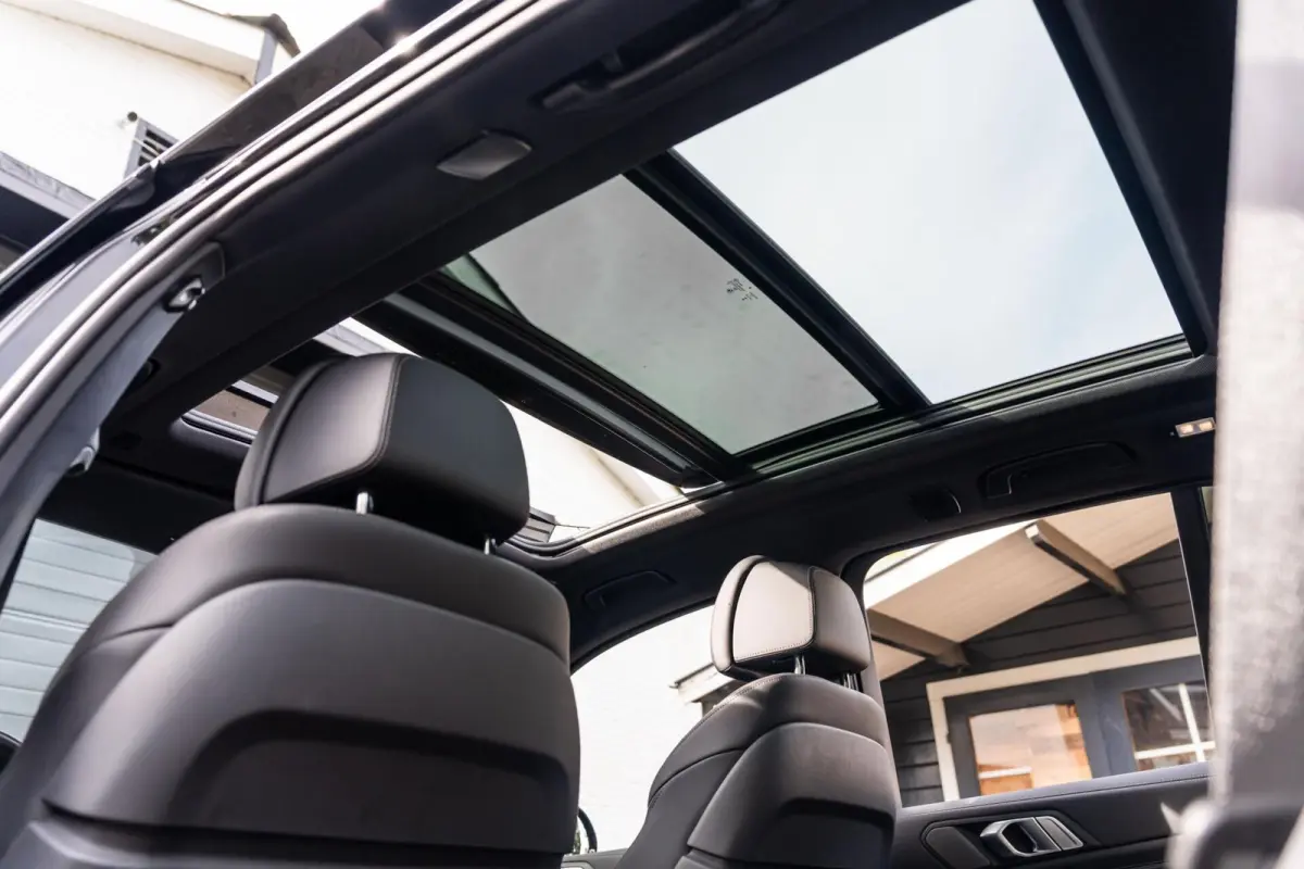 xDrive45e High Exe Laser H&K Trekhaak Ventilatie