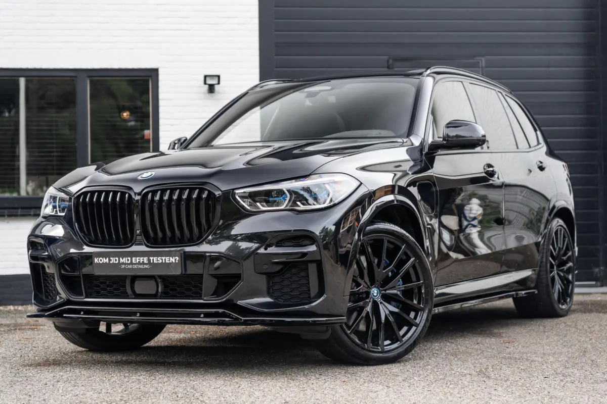 xDrive45e High Exe Laser H&K Trekhaak Ventilatie