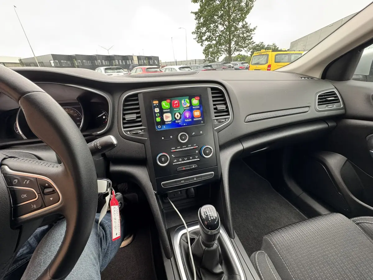 1.5 Blue dCi Limited, Euro 6, Apple Carplay, PDC,
