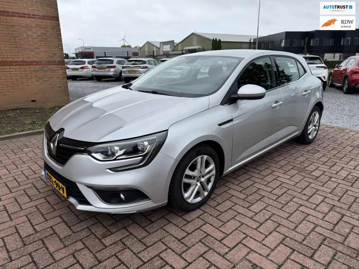 1.5 Blue dCi Limited, Euro 6, Apple Carplay, PDC,