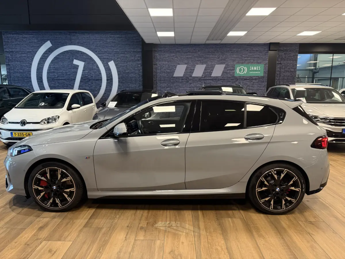 120 M Sport Design Edition |HARMAN KARDON|PANO|STUUR-STOEL VERW.|LED|M SPORT REM|