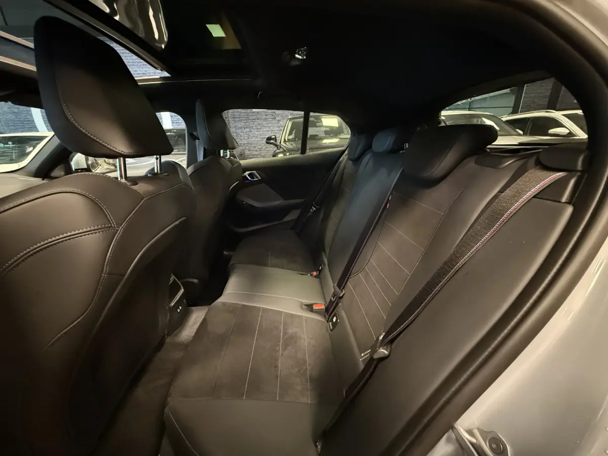 120 M Sport Design Edition |HARMAN KARDON|PANO|STUUR-STOEL VERW.|LED|M SPORT REM|