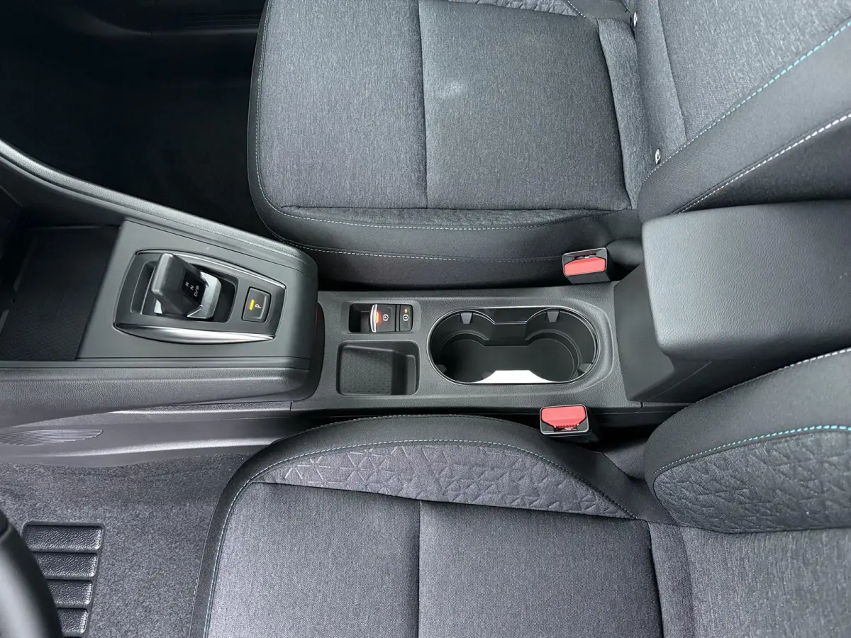 1.8 HEV AT Black Edition Black Edition | € 2.000 Korting! | Achteruitrijcamera | Apple Carplay/Android Auto | Climate Control | Cruise Control | Stoelverwarming
