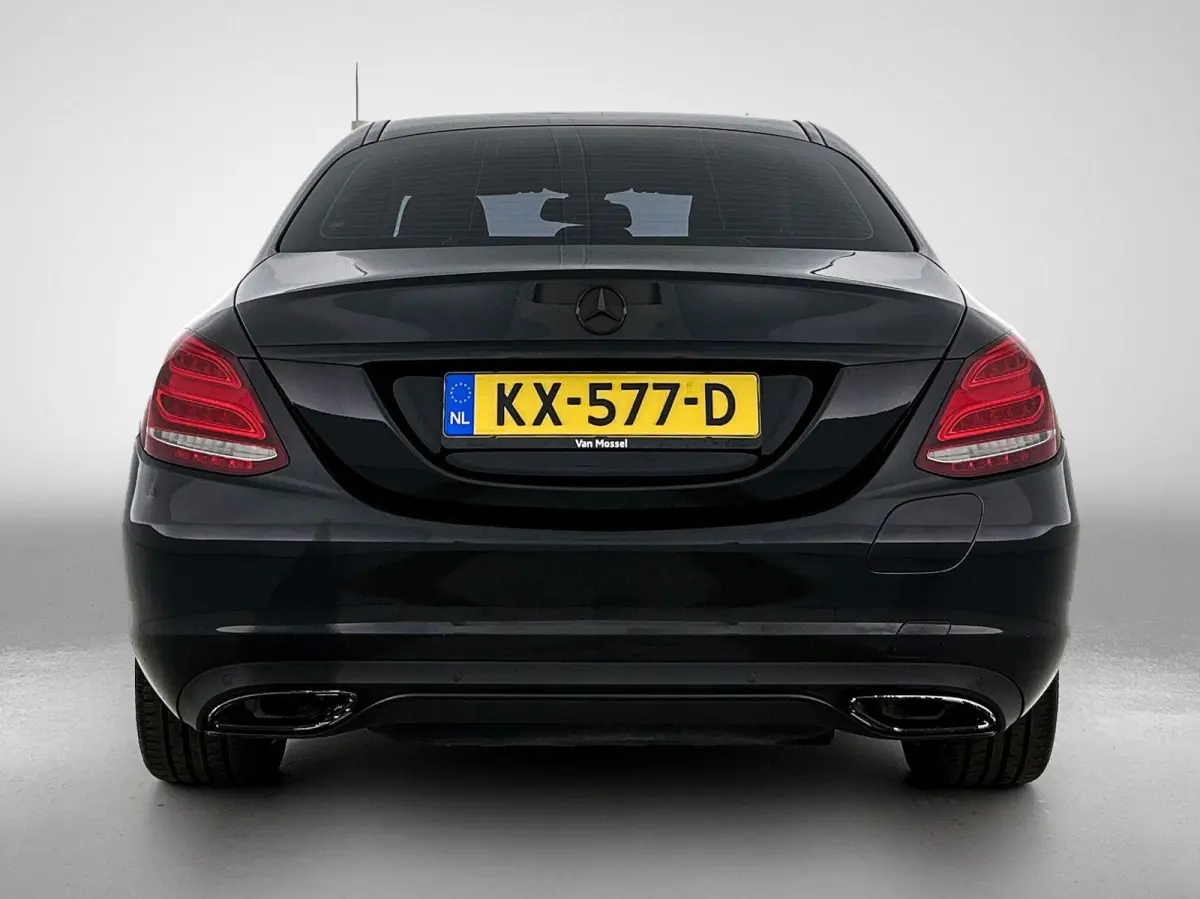 350 e Lease Edition | Sfeerverlichting | Stoelverwarming | Achteruitrijcamera | Parkeersensoren |