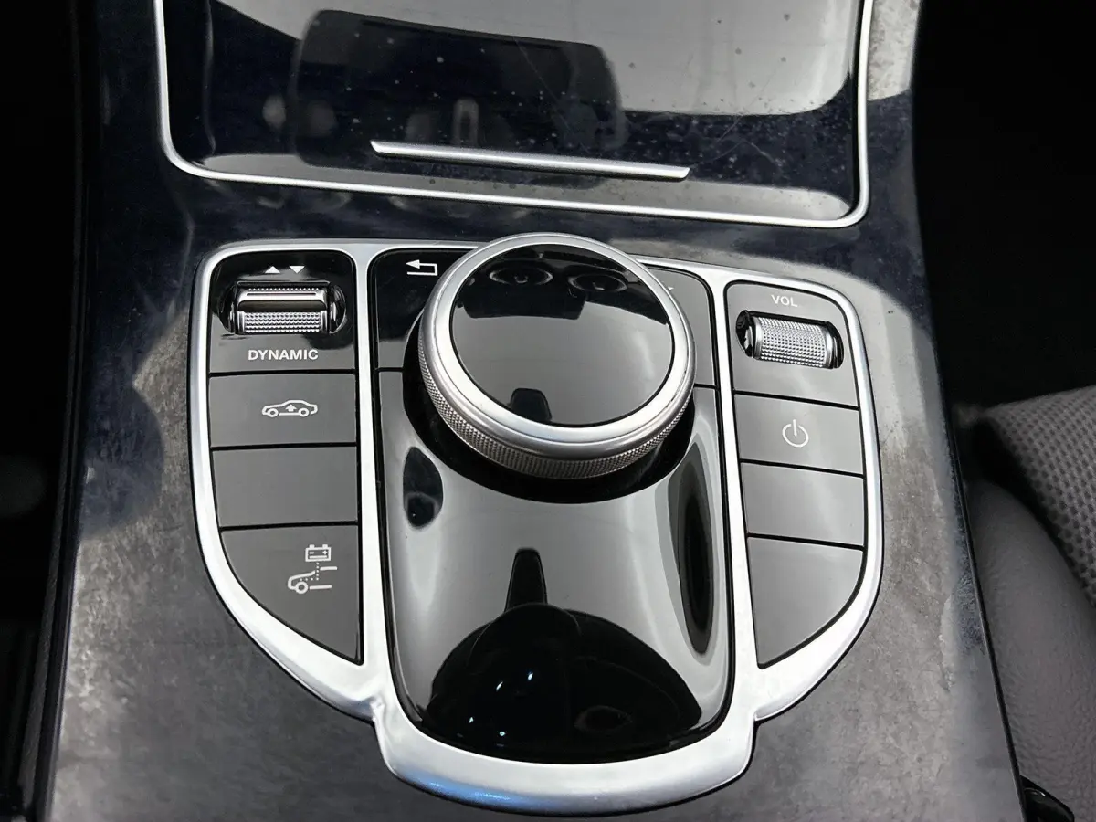 350 e Lease Edition | Sfeerverlichting | Stoelverwarming | Achteruitrijcamera | Parkeersensoren |