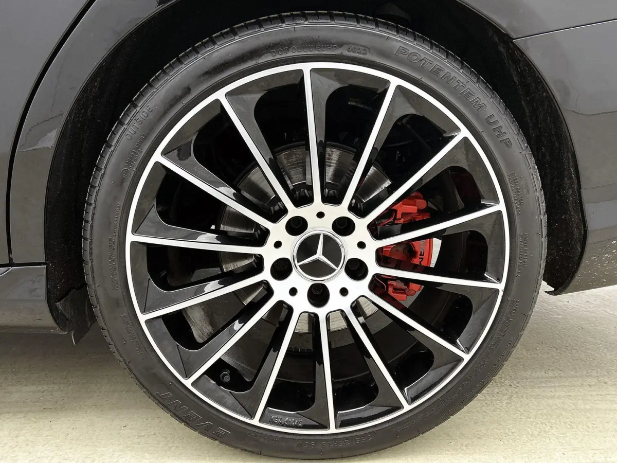 350 e Lease Edition | Sfeerverlichting | Stoelverwarming | Achteruitrijcamera | Parkeersensoren |
