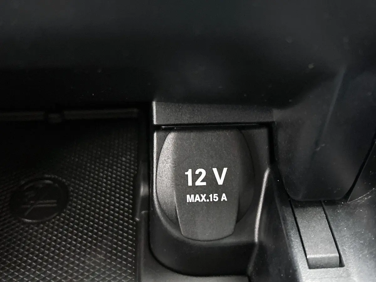 350 e Lease Edition | Sfeerverlichting | Stoelverwarming | Achteruitrijcamera | Parkeersensoren |