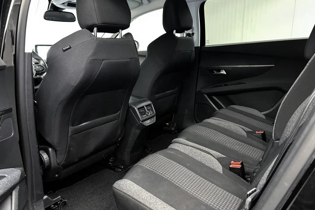 1.2 PureTech Blue Lease | Camera | Trekhaak | Cruise control