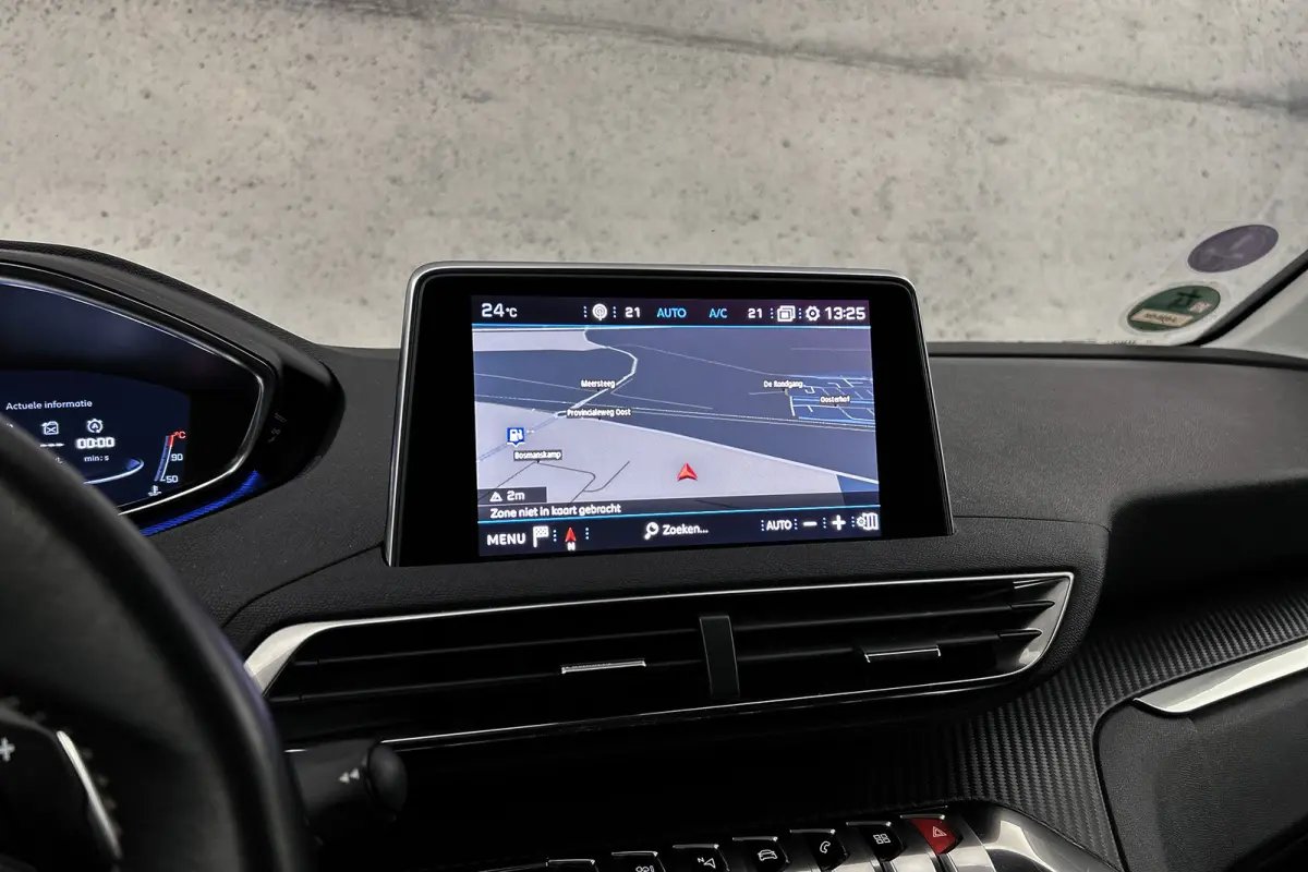 1.2 PureTech Blue Lease | Camera | Trekhaak | Cruise control