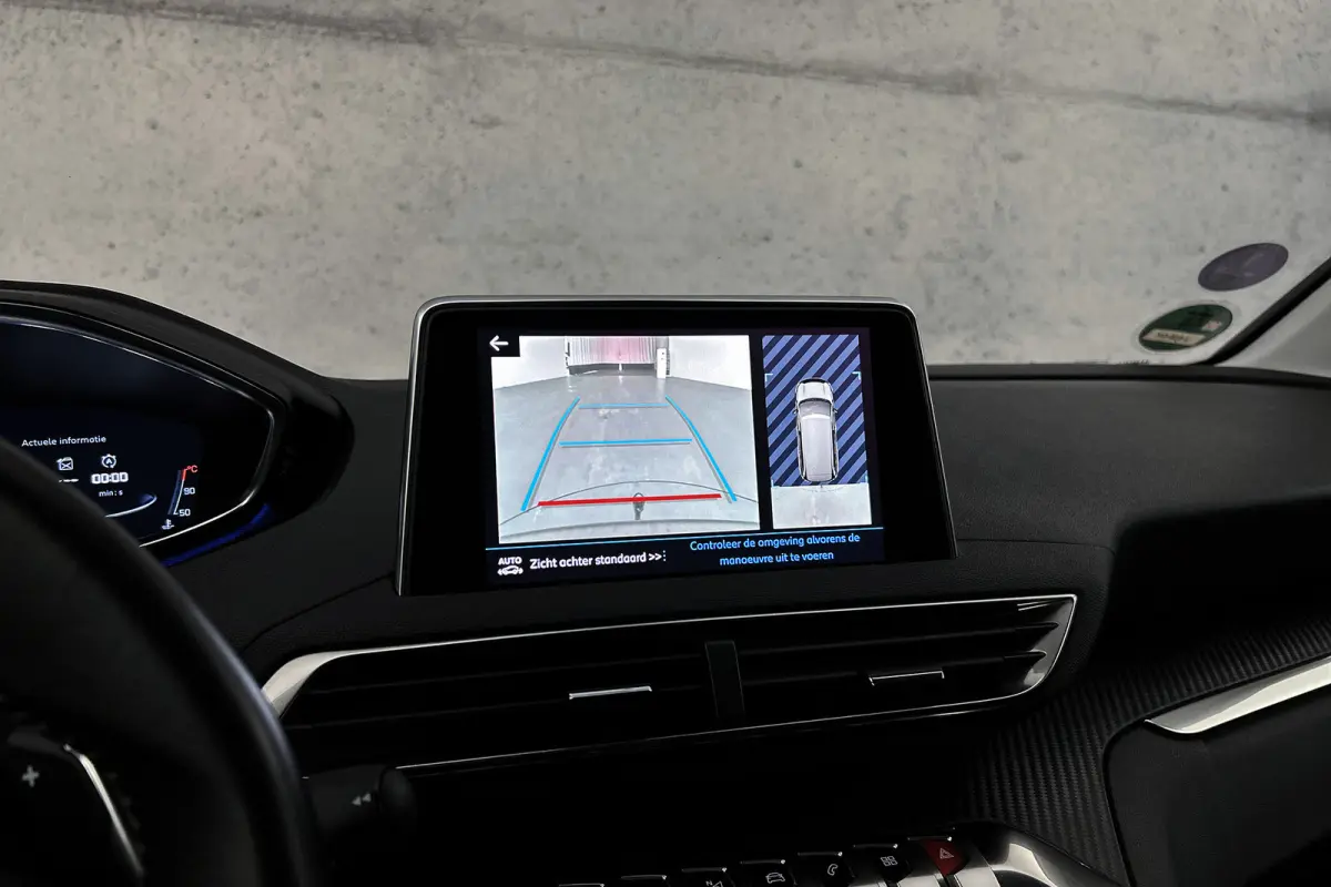 1.2 PureTech Blue Lease | Camera | Trekhaak | Cruise control
