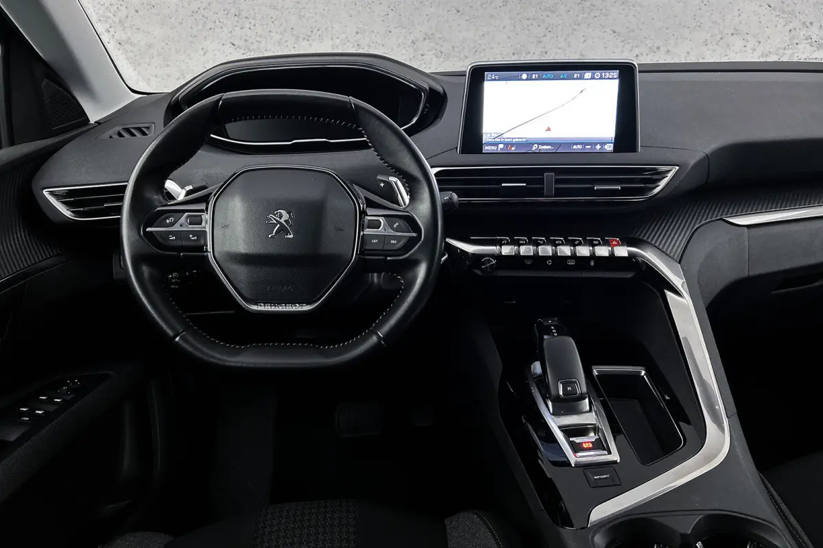 1.2 PureTech Blue Lease | Camera | Trekhaak | Cruise control