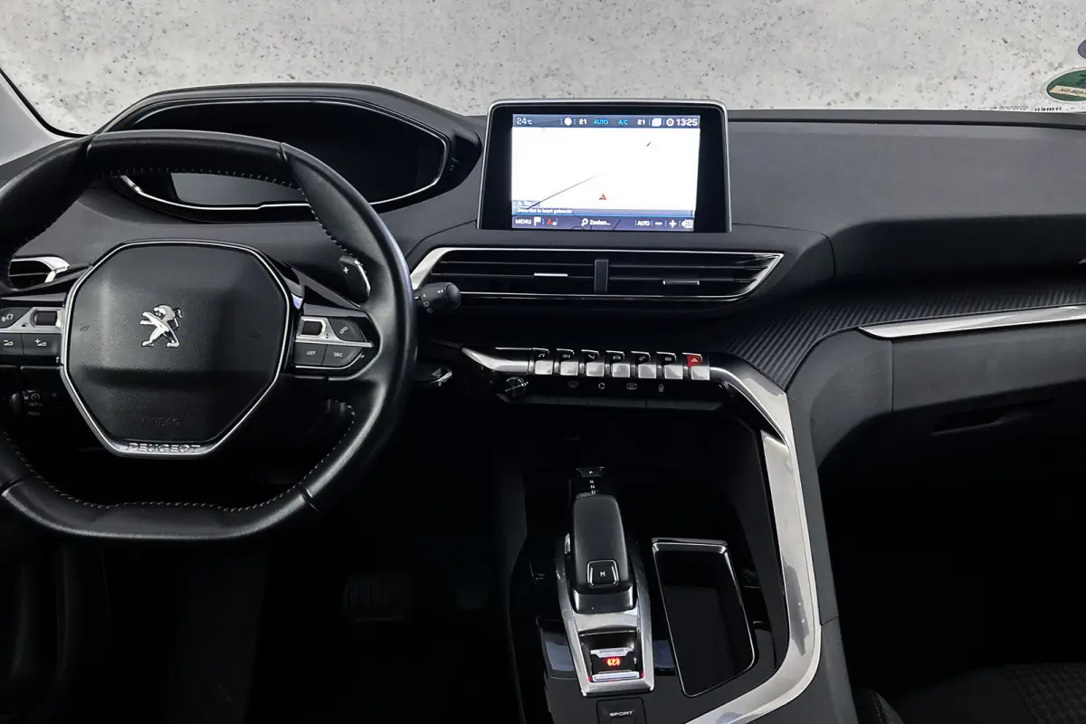 1.2 PureTech Blue Lease | Camera | Trekhaak | Cruise control