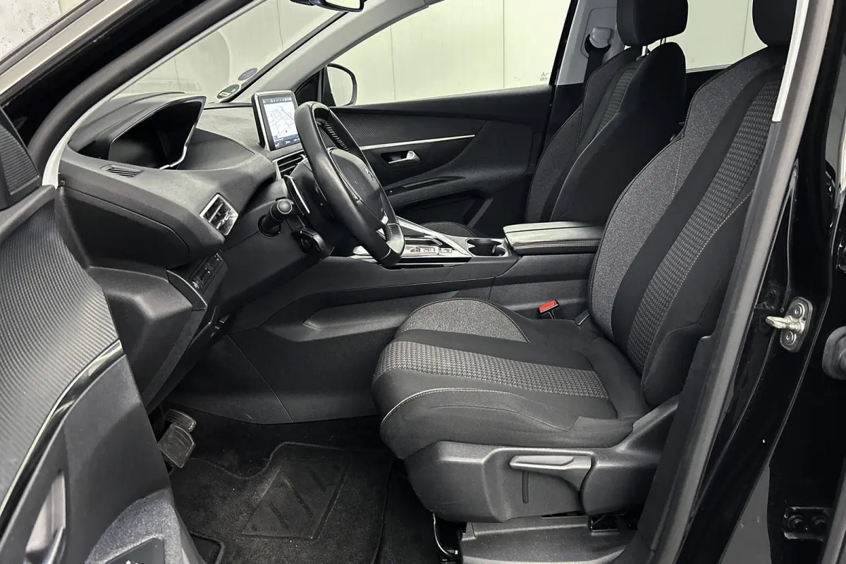 1.2 PureTech Blue Lease | Camera | Trekhaak | Cruise control