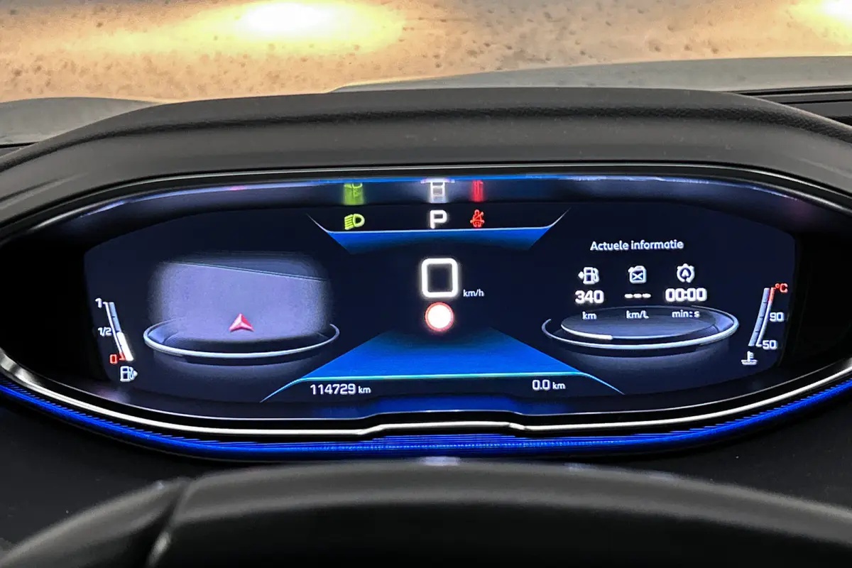 1.2 PureTech Blue Lease | Camera | Trekhaak | Cruise control