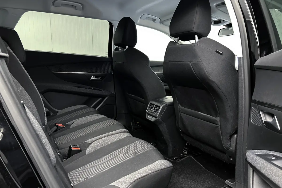 1.2 PureTech Blue Lease | Camera | Trekhaak | Cruise control
