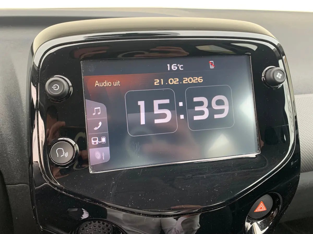1.0 e-VTi Allure | AppleCarplay/ Android Auto | Camera | Climate Control | DAB | LMV 15" | Leuke Auto! |