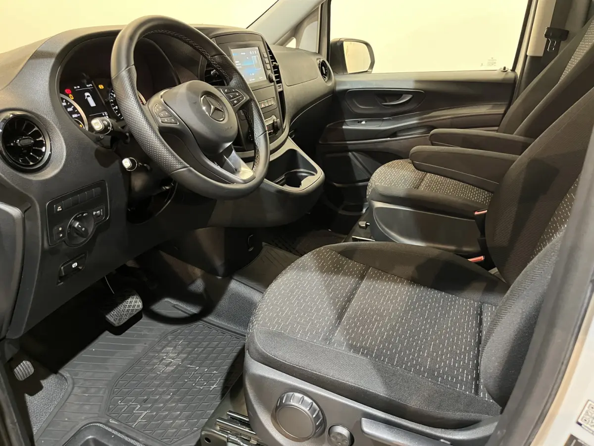 116 CDI Lang RWD Automaat / Euro 6 / Airco / CarPlay / Camera / Cruise Control  / Trekhaak / 3.800 KM !!!