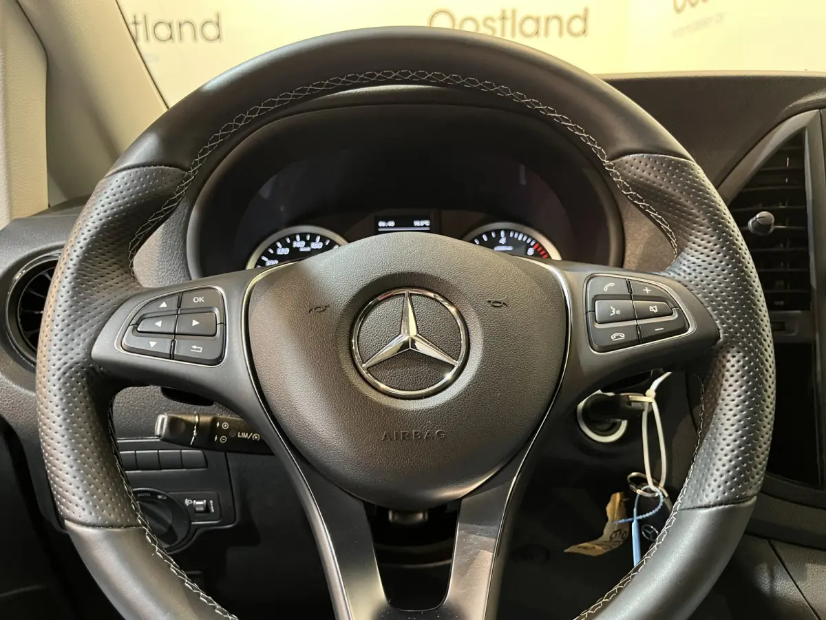 116 CDI Lang RWD Automaat / Euro 6 / Airco / CarPlay / Camera / Cruise Control  / Trekhaak / 3.800 KM !!!