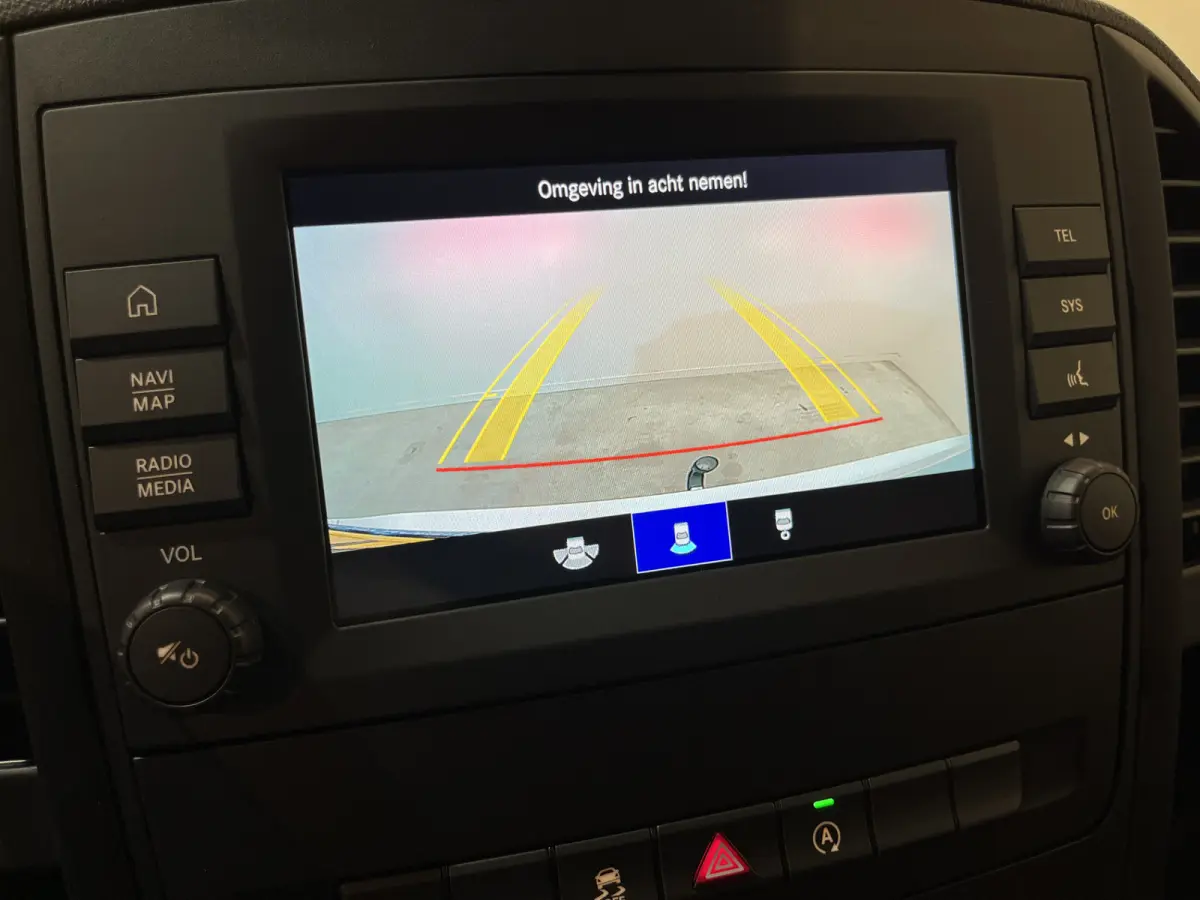 116 CDI Lang RWD Automaat / Euro 6 / Airco / CarPlay / Camera / Cruise Control  / Trekhaak / 3.800 KM !!!