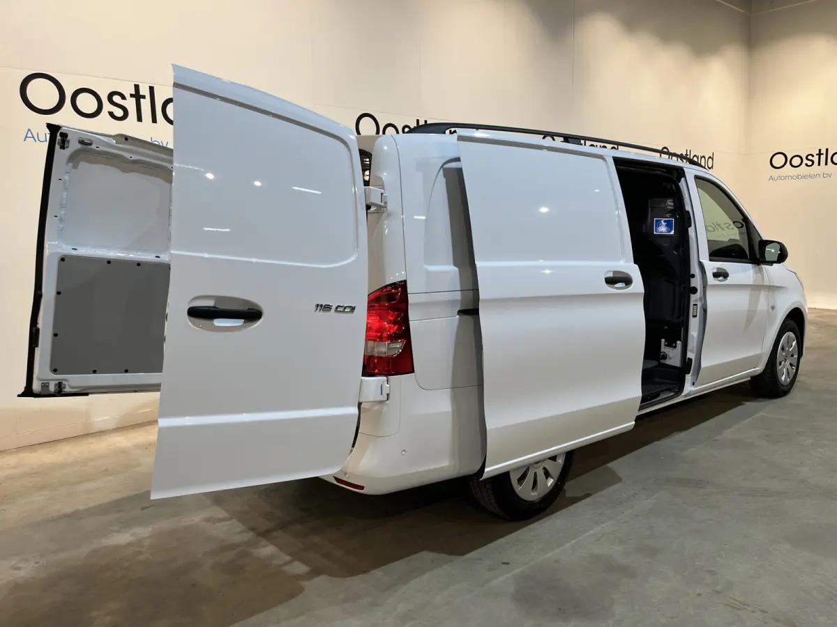 116 CDI Lang RWD Automaat / Euro 6 / Airco / CarPlay / Camera / Cruise Control  / Trekhaak / 3.800 KM !!!