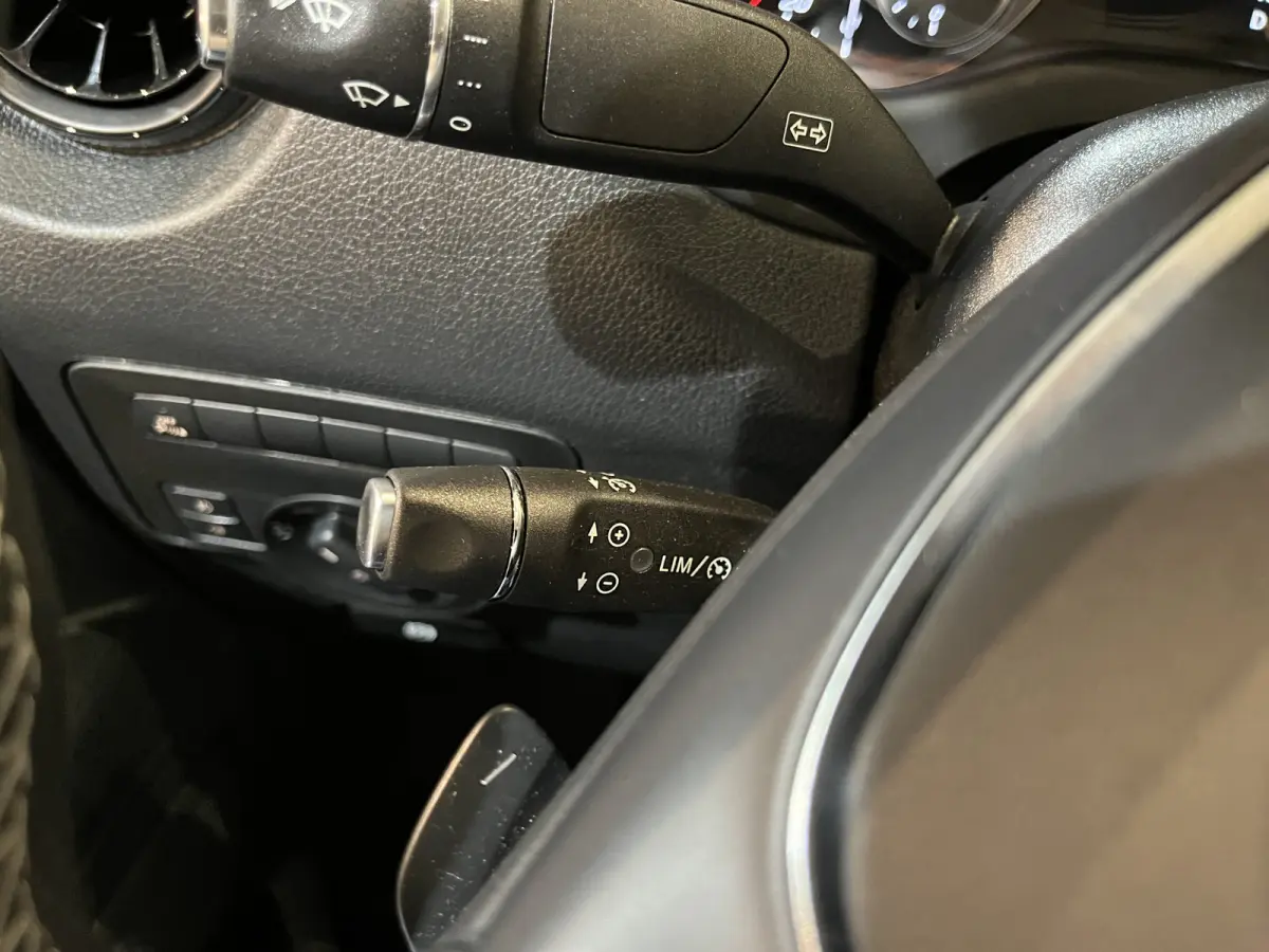 116 CDI Lang RWD Automaat / Euro 6 / Airco / CarPlay / Camera / Cruise Control  / Trekhaak / 3.800 KM !!!