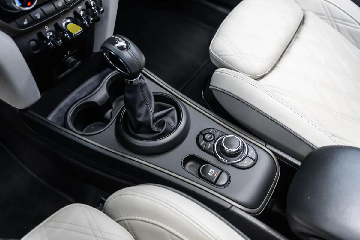 1.5 Cooper ALL4 Panoramadak Carplay