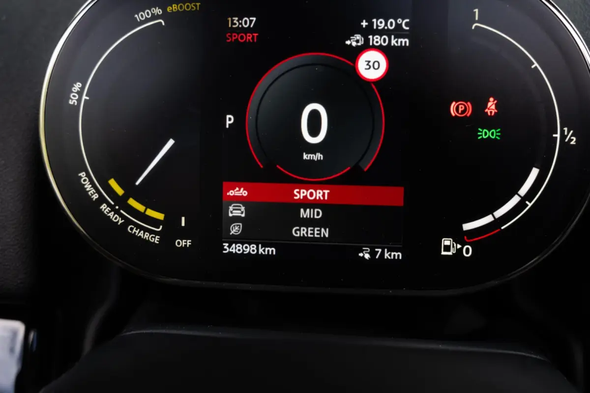 1.5 Cooper ALL4 Panoramadak Carplay