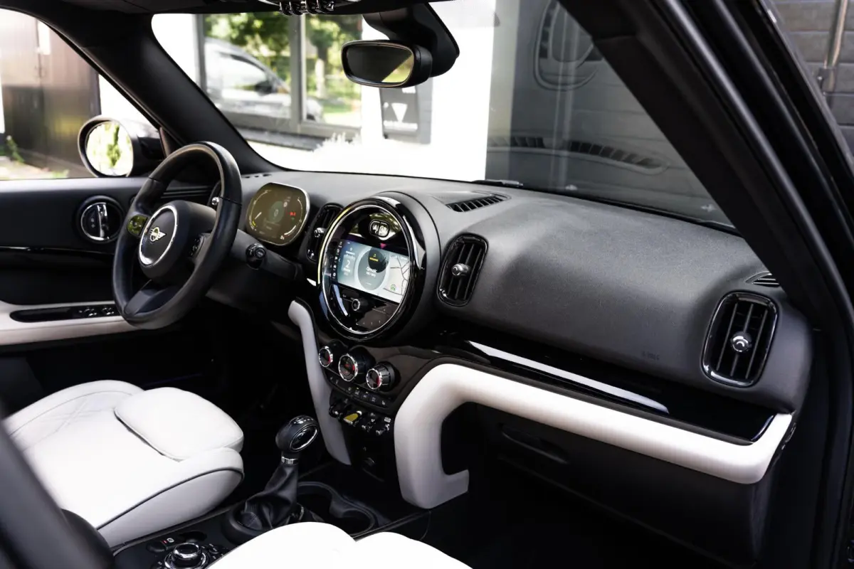 1.5 Cooper ALL4 Panoramadak Carplay